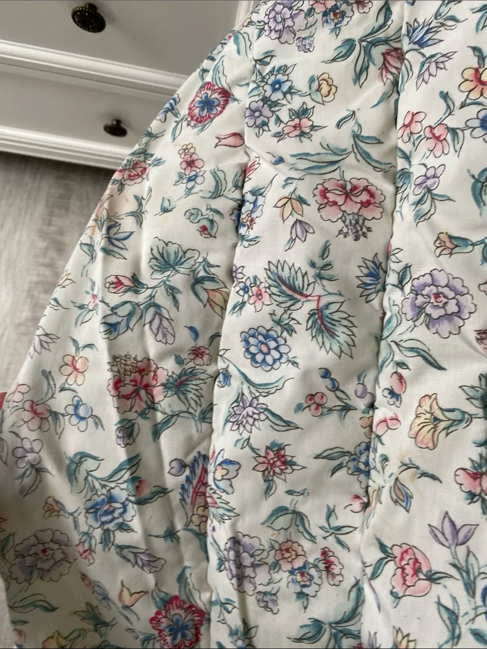 Laura Ashley Cream Floral Quilted Comforter‎ Blue Piping and Pink Blooms Vintage